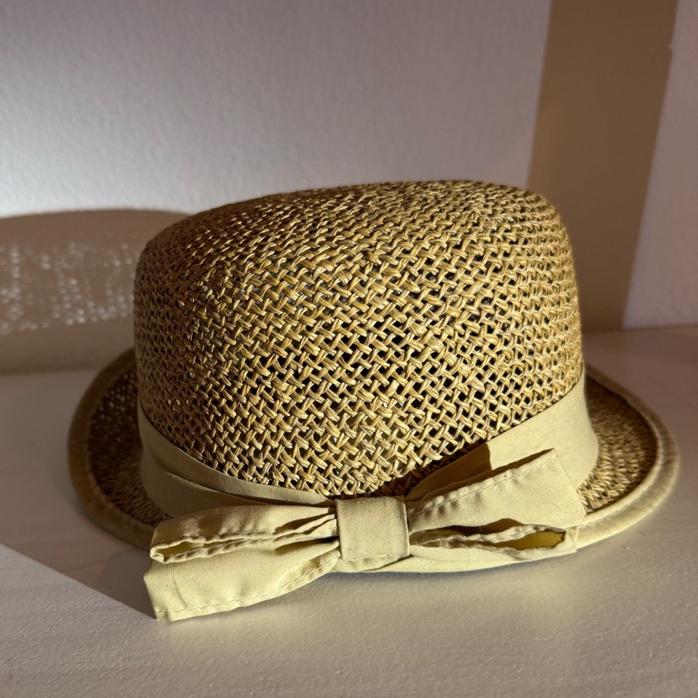 Vintage Tan Straw Hat with Bow